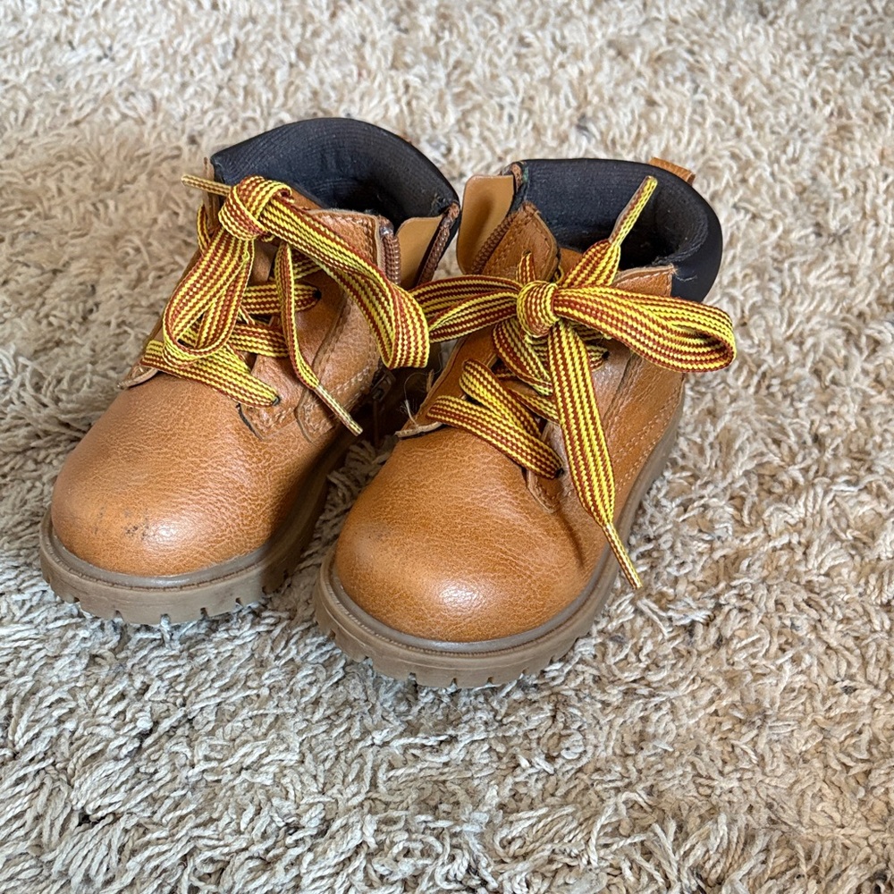 Carter's Tan Kids Boots size 7